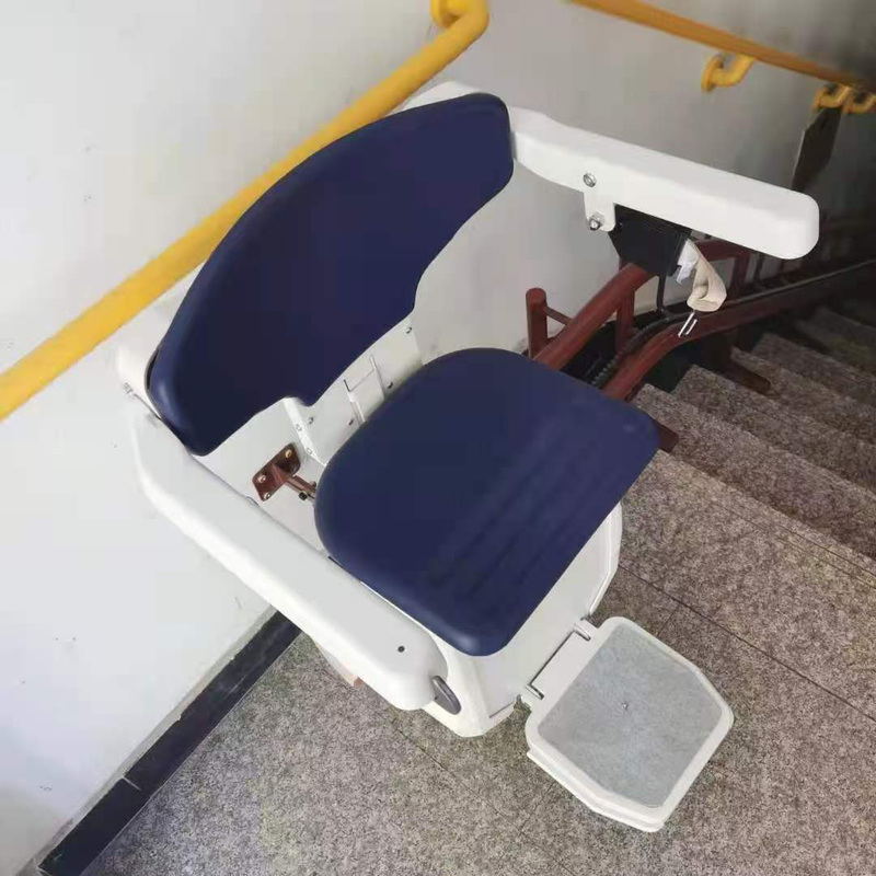 无障碍座椅电梯